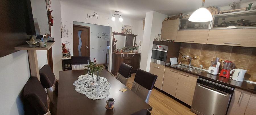 Apartament4 camere, 87.02 mp, zona  1 Mai - Sara - 10