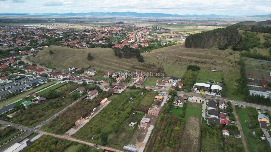 Teren intravilan - 27