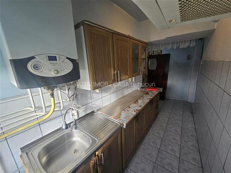 Resita, 2 Cam. Mobilat, Micro 3 - 7