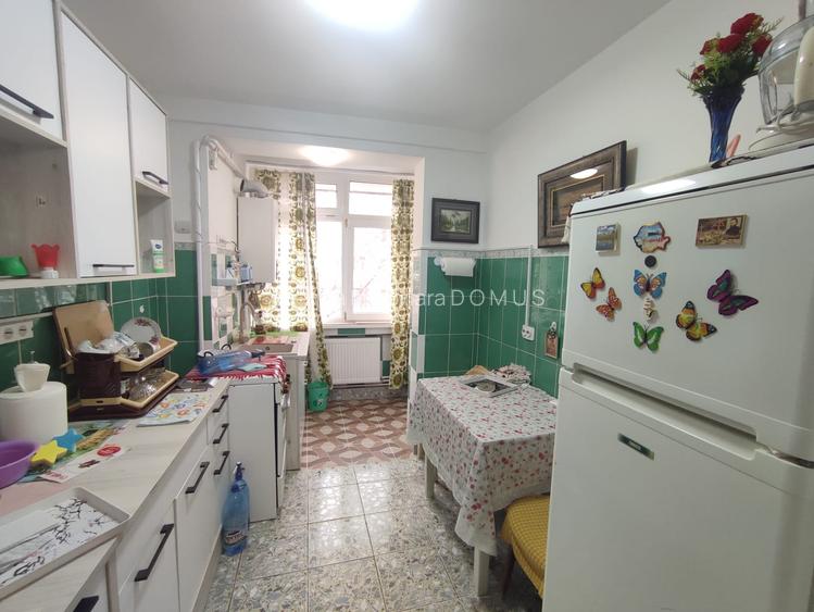 Ap. 2camere Micro 16, etajul 2, centrala termica, liber - 3