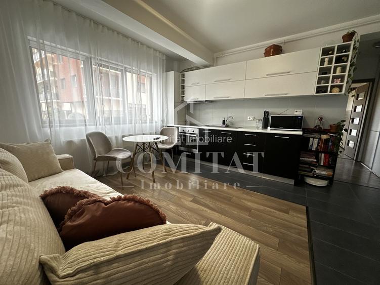 Apartament la cheie | 3 camere | Gradina | Zona str Stejarului - 9