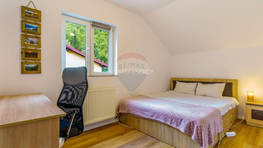 Cabana de vânzare –Mărișel, 10 camere, terasa 41mp, piscină, ciubăr - 34