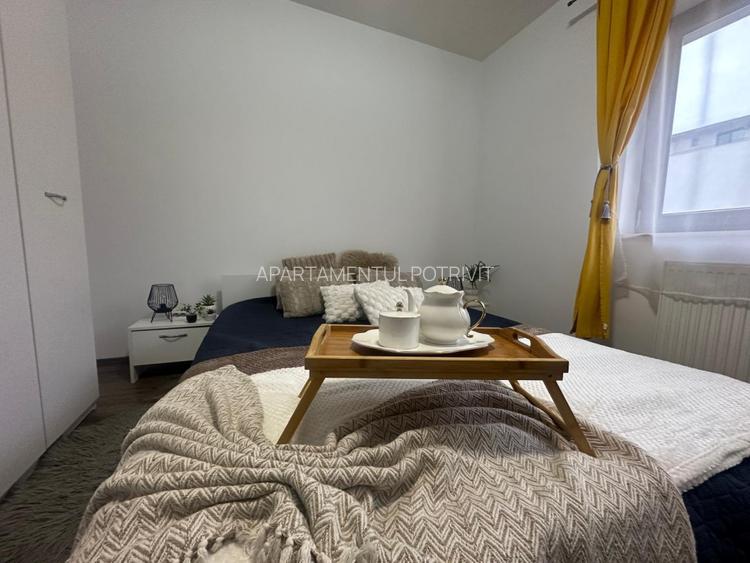 OPORTUNITATE- NU RATA!!! Apartament cu 3 camere cu parcare,langa parcul Poligon - 12