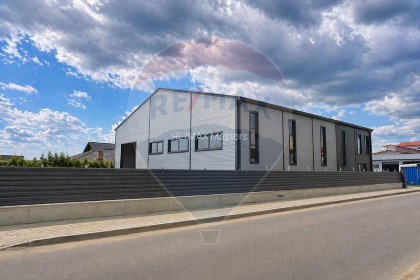 Hală industrială de închiriat – 560 mp  si curte - 7