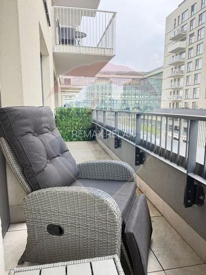 Apartament cu 2 camere de închiriat în Silk District - 13