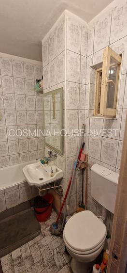 Se vinde pe Republicii apartament decomandat 3 camere ,pret 89000 euro neg. - 12