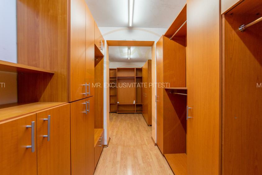 Apartament pe 2 nivele -  6 camere Gavana 3 + 309 mp curte proprie - 11
