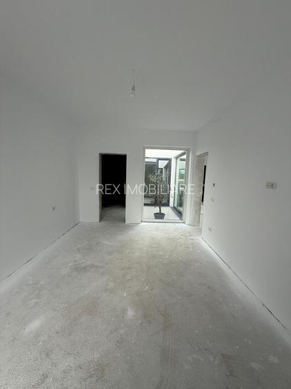 Duplex Spatios parter 4 camere - zona Ion Creanga- Dumbravita - 4