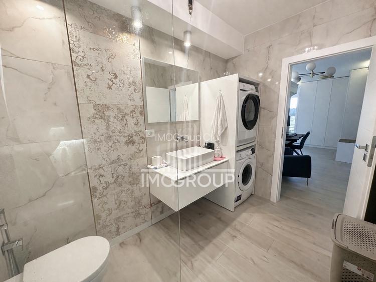 Apartament ultrafinisat cu parcare si priveliste superba, in complexul Zenia - 8