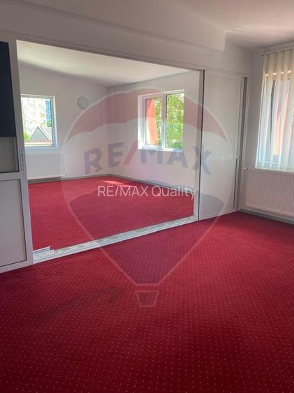 Vila – Etaj 2 + Mansardă de închiriat | Zona Vitan – București Mall - 20