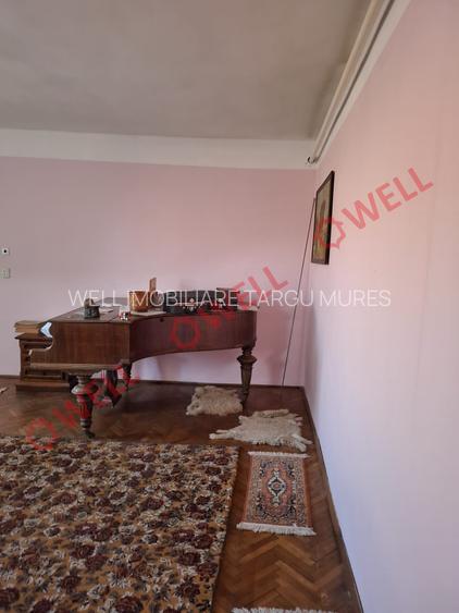 De vânzare casă familială situată în Miercurea Nirajului, zona Sântandrei! - 9