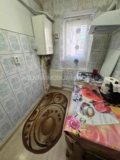 44ooo euro NEGOCIABIL!!! apartament, 2 camere decomandate,  Micro20 - 10