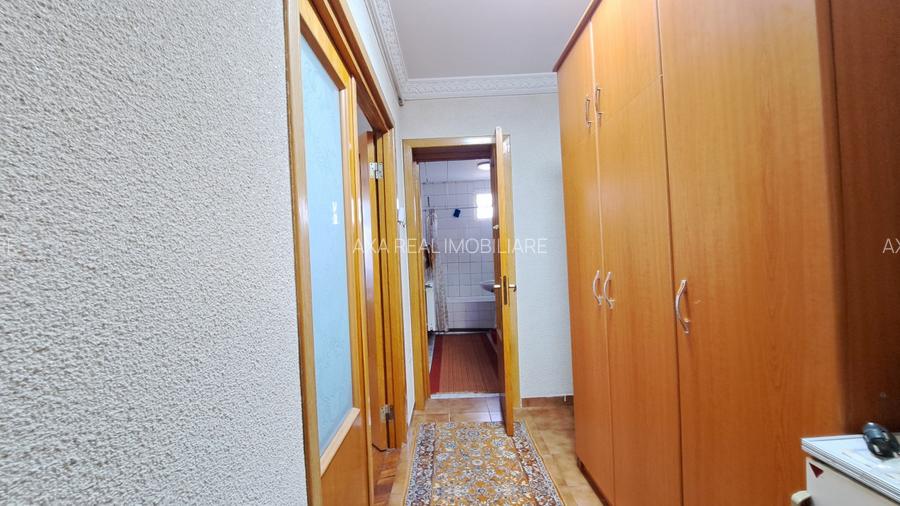 3 camere P.ta Minis, decomandat, centrala termica - 4