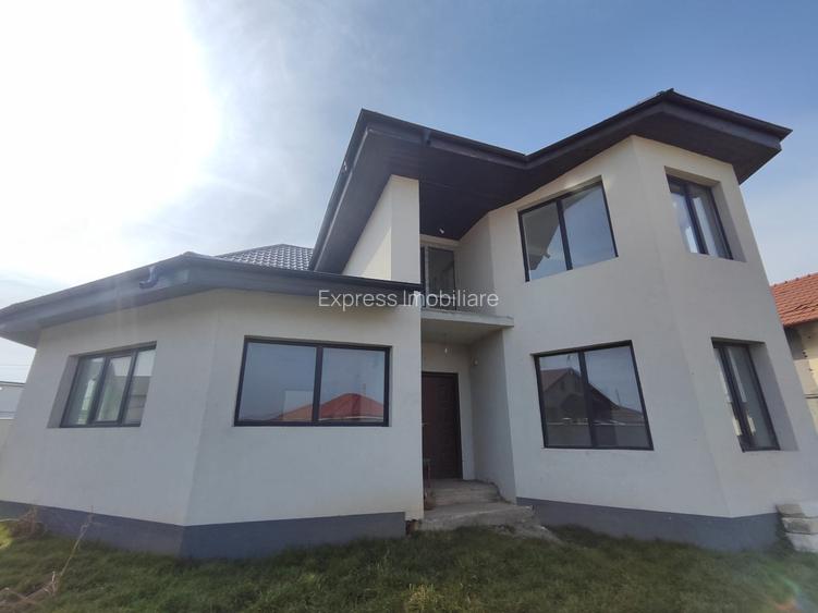 Casă spațioasă în Agigea, județul Constanța - 5