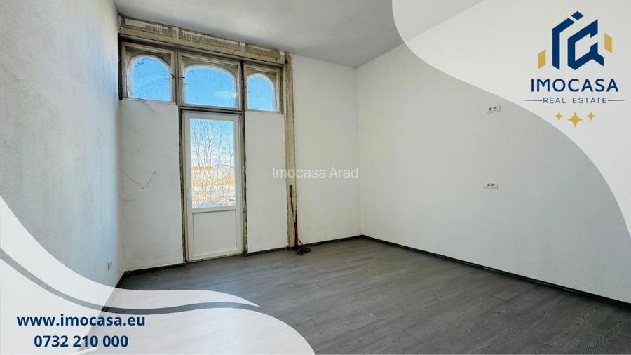 De vânzare Apartament, farmec istoric în Piața Mică Arad clădire 1920 - 24