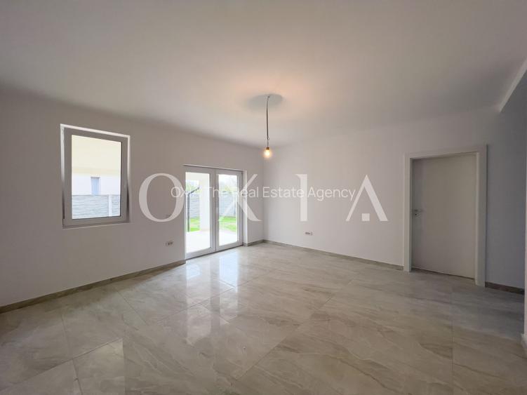 AX671 Chisoda, Finisat La Cheie, Asfalt - 3