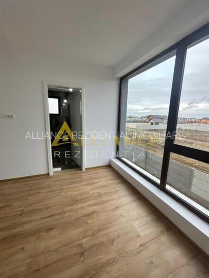 Casa individuala - 300 mp  - 5 camere - 3 bai - 22