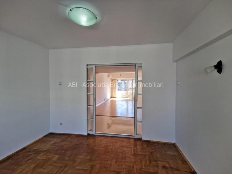 Bd. Decebal - Apartament 4 camere dec 1990 - 13