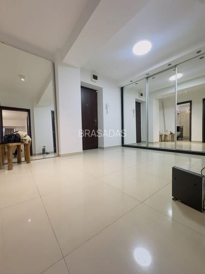 BRASASDAS vinde Ap 2 cam etaj 4/8 pe Bd Unirii. - 3