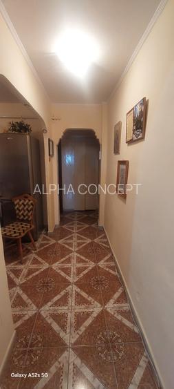 Năvodari-Centru-3camere semidecomandate, etaj 3,gaze - 5
