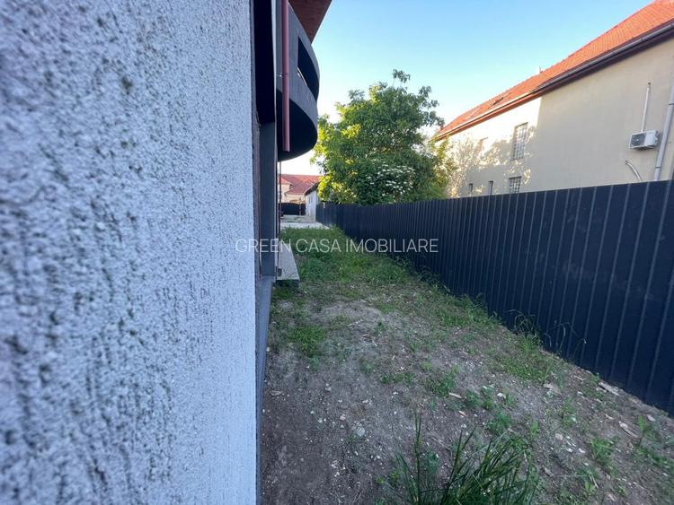 Casă individuală de vânzare, 286mp utili, teren 669mp - 18