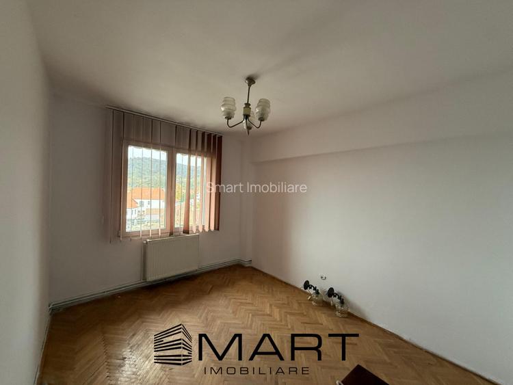 Apartament 4 camere decomandate zona Garii - 4