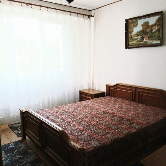 Trapezului  metrou vanzare ap. 3camere dec - centrala  termica proprie - 8