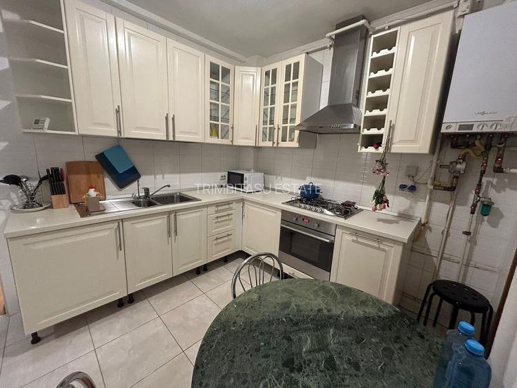 3 Camere Ultracentral 2 minute de Metrou Univestitate - 7