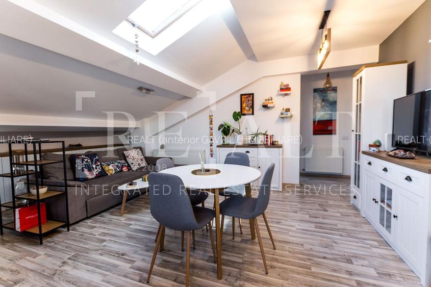 Vanzare apartament 2 camere | Mansarda, Boem | Expozitiei, 1 Mai - 5