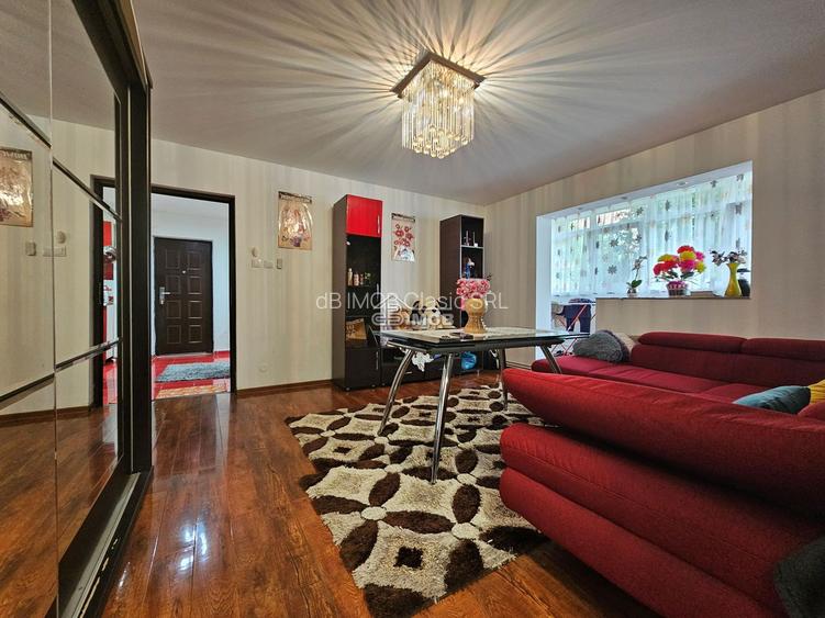 Apartament 2 camere renovat, mobilat și utilat – Micro 11, lângă Liceu - 2