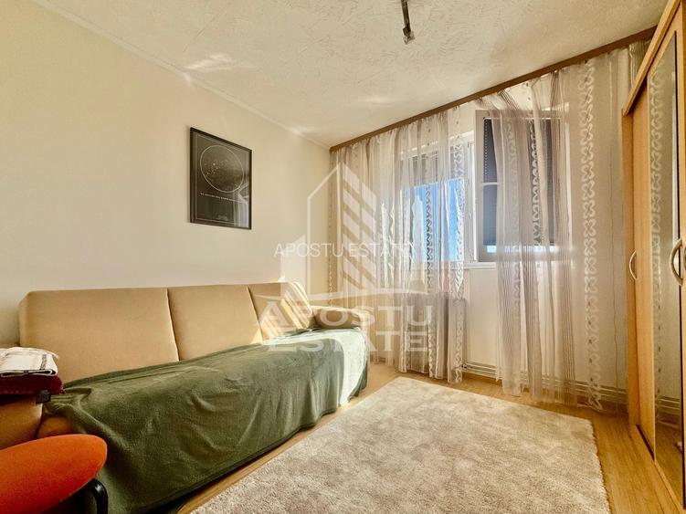 Apartament de vanzare 3 camere, 54 mp utili, zona Vlaicu - 2