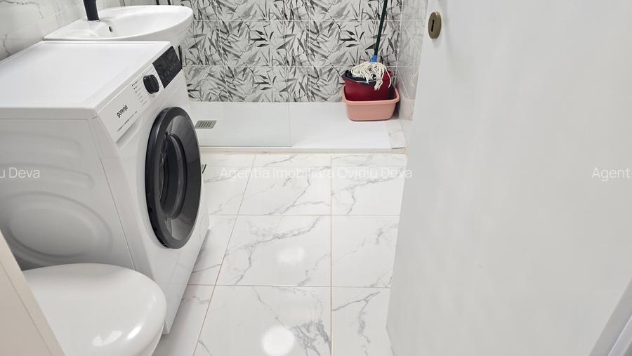 Inchiriez apartament 2 camere in Deva, zona ultracentrala (La Cal), et 1 - 10