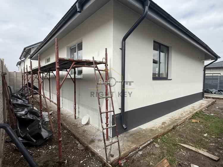 Casa Noua 3 Camere, Placa, STB in zona, Teren 280 mp, Comision 0% - 4