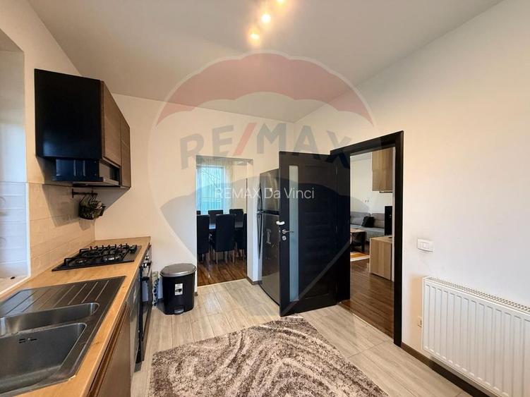 Casă / Vilă cu 4 camere de vânzare in Sanpetru - 6