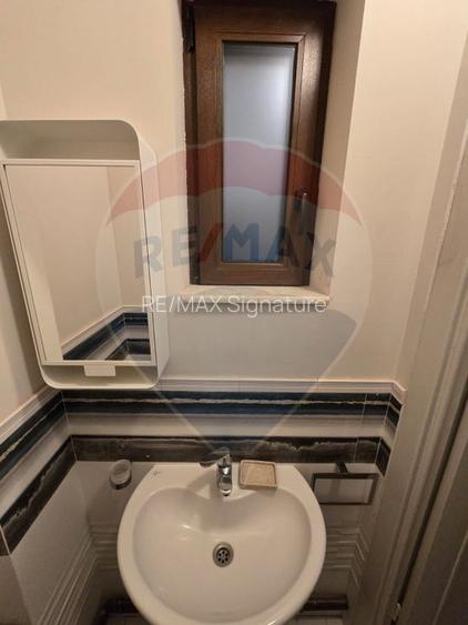 DE INCHIRIAT Apartament 5 camere,-parter, în vila  Kiseleff - 39