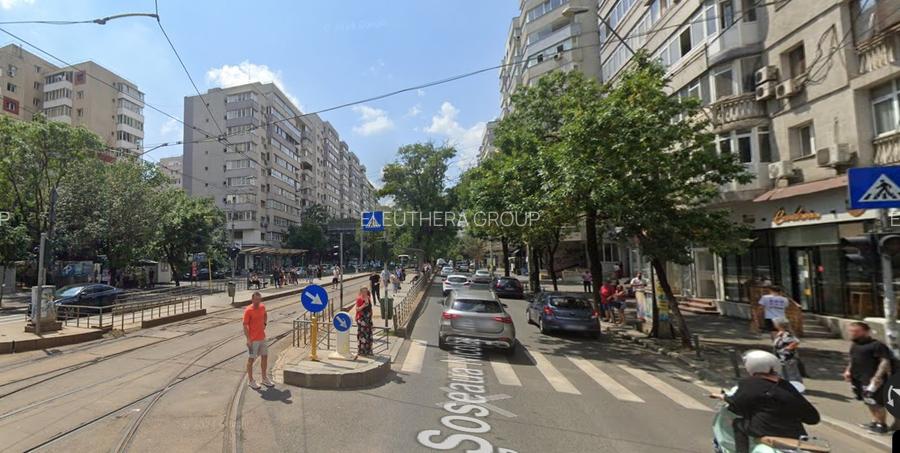 Piata Victoriei , vad comercial foarte bun, trafic pietonal intens - 2