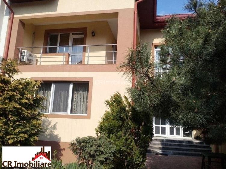 Vanzare vila 6 camere Jiului - 2