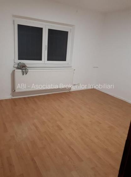 Unirii-Nerva Traian,apartament 2 camere de vanzare parter,nemobilat - 2