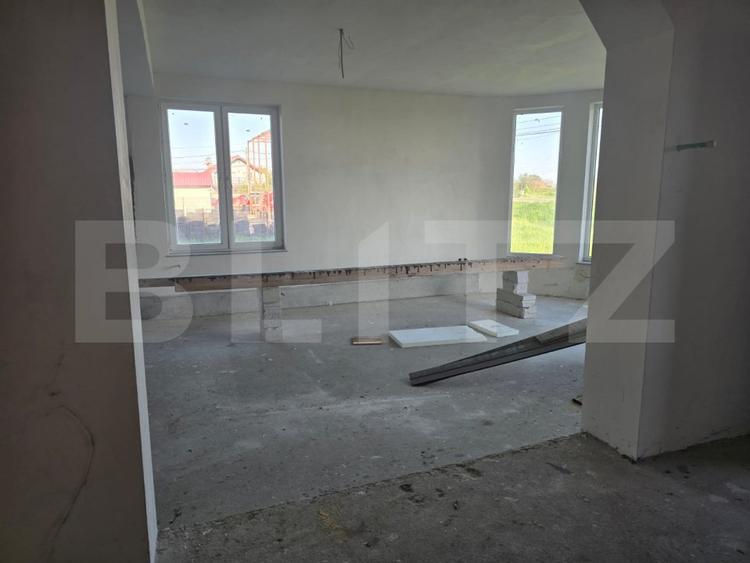Casa de vanzare cu 8 camere+3 camere beci, 360mp, zona RAR (VETIS)