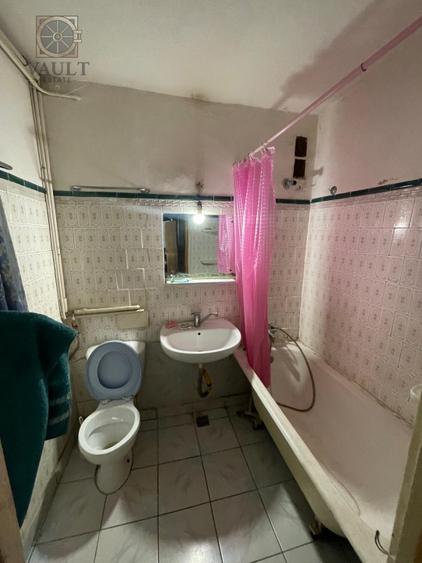 Apartament 4 camere - metrou 1 Decembrie 1918