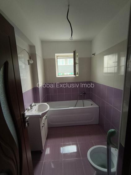Apartament 2 camere decomandat, mutare imediata, zona Dr Fermei Campus Scolar - 4
