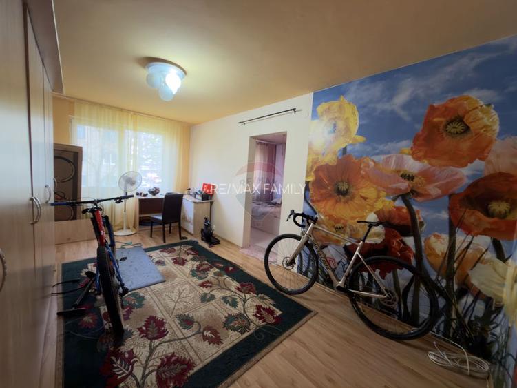 Apartament cu 4 camere de închiriat în zona Rogerius - 8