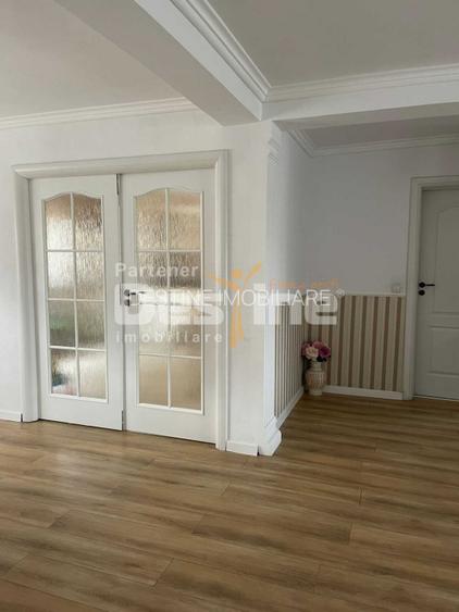 Casă spațioasă, panouri solare, Damila - 8