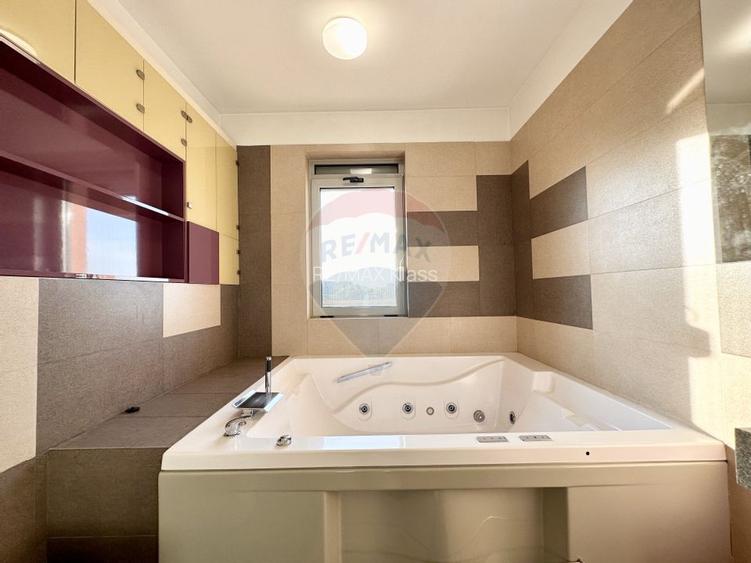 Apartament cu 4 camere de  vanzare în Quadra Residence - 14