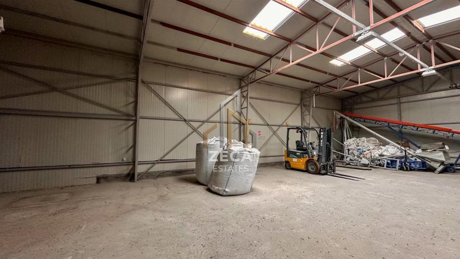 Siloz cu 880 tone capacitate totala (4 celule) si 1650mp teren - 8