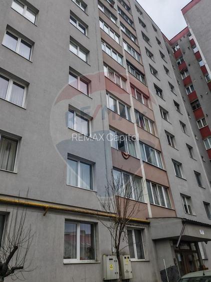 Apartament cu 3 camere de vânzare în zona Noua - 11