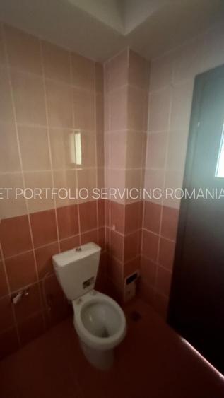 Apartament 3 camere S4 str Savinesti - 10