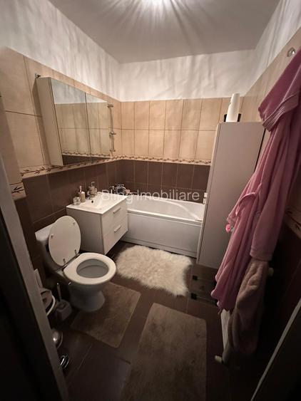 Apartament in zona  Eroilor,etaj intermediar - 7