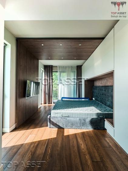 Tunari, vila, chiar langa padure - 9