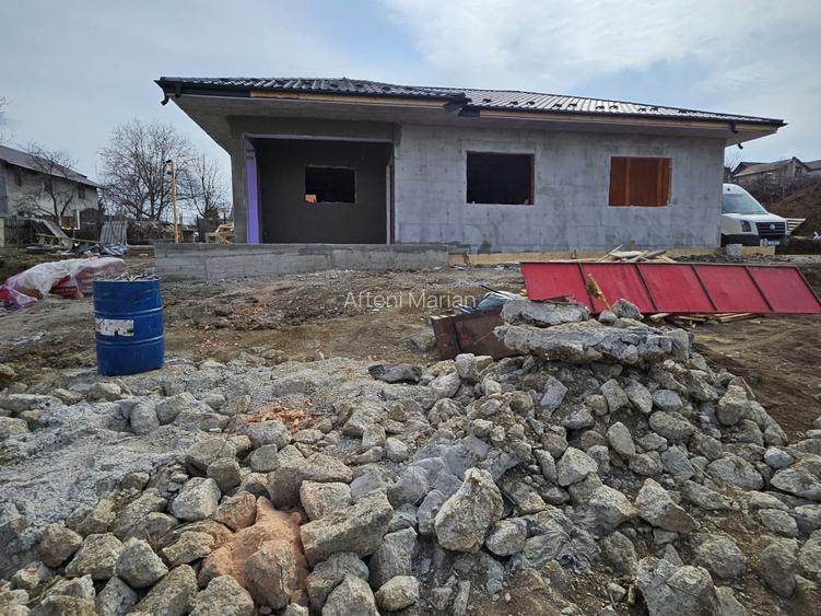 se vinde casa 80% finalizata langa lac Dumbrava - Iasi sau se contracteaza si se - 7